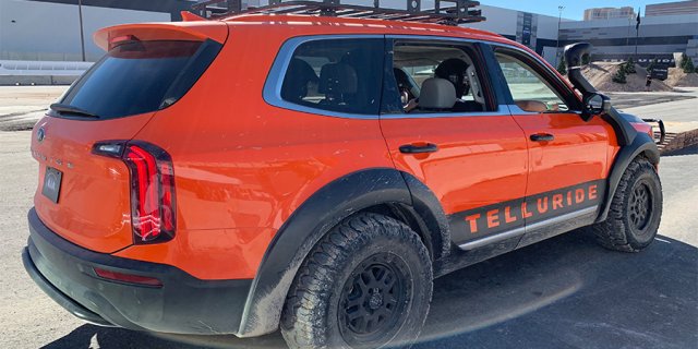 2020-kia-telluride-orange.jpg