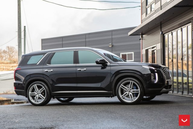 Hyundai-Palisade-Hybrid-Forged-HF-1-©-Vossen-Wheels-2019-1001-1047x698.jpg