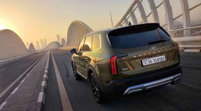 Kia Telluride_183554-01 Bridge Rear.jpeg