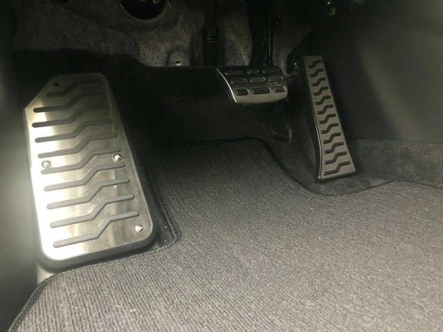 Sport pedal.jpg