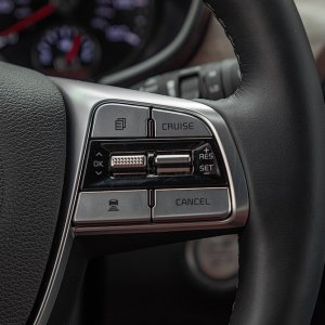 2020-Kia-Telluride-SX-V6-AWD-steering-wheel-2.jpg