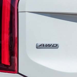 2020-Kia-Telluride-SX-V6-AWD-taillight-1.jpg